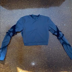 Alo yoga brand crop top